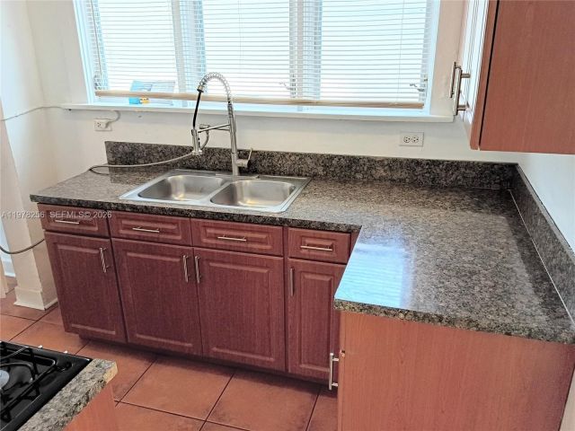 Home for rent at 2346 SW 20th St - photo 7516737