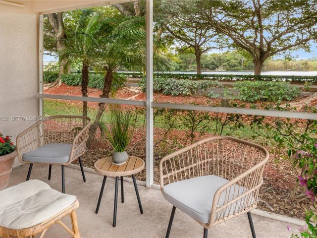 3-bedroom home for rent in Homestead - 2020 SE 5th Pl 2020 - MondialRealty