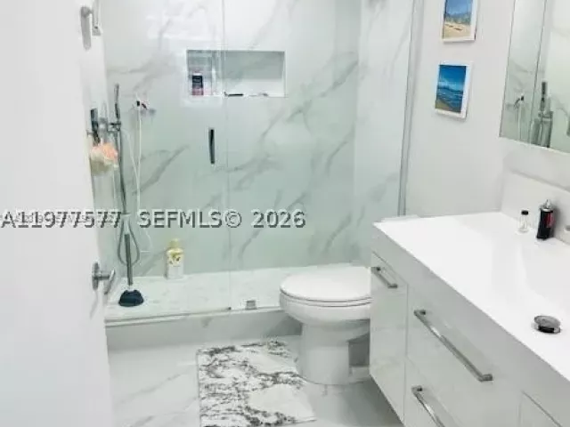 2-bedroom condo for rent in Miami - 1750 N Bayshore Dr 2302 - MondialRealty