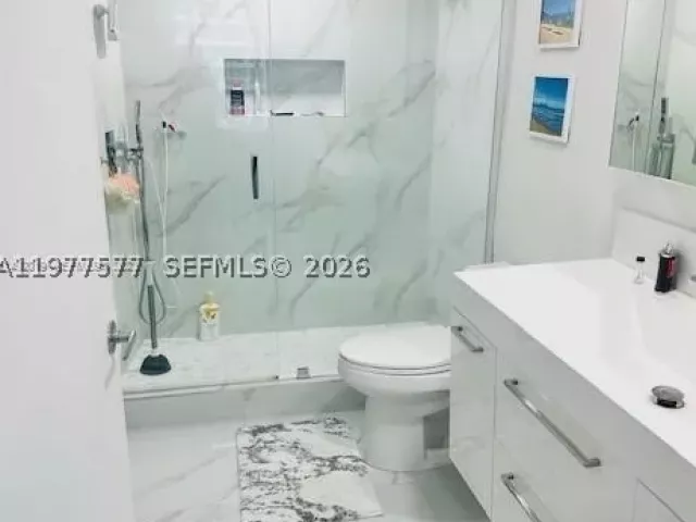 2-bedroom condo for rent in Miami - 1750 N Bayshore Dr 2302 - MondialRealty