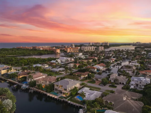 2-bedroom home for sale in Boca Raton - 3363 NE 6th Drive - MondialRealty
