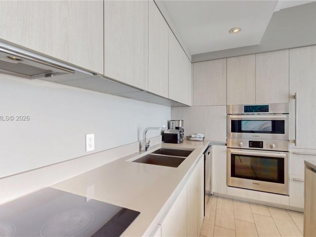 Apartment for sale  Unit #R1004 - photo 7535704