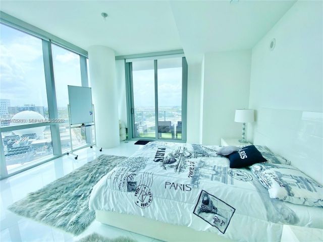 Apartment for rent  Unit #1602 - photo 7488059