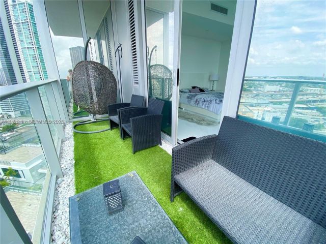 Apartment for rent  Unit #1602 - photo 7488061