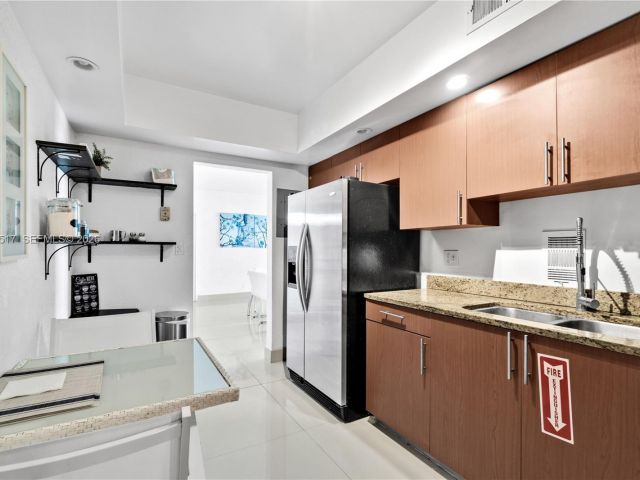 Apartment for rent  Unit #12R - photo 7475907