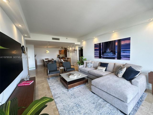 Apartment for rent  Unit #606 - photo 7491757