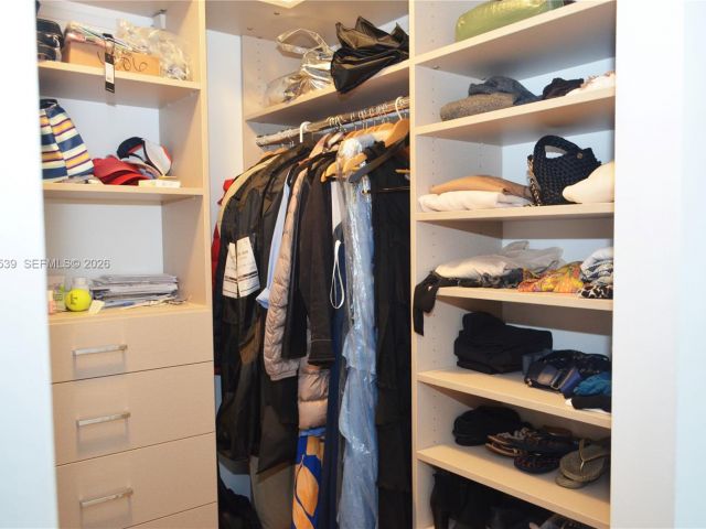 Apartment for rent  Unit #606 - photo 7491765