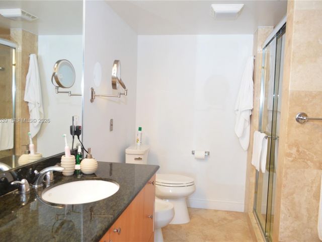 Apartment for rent  Unit #606 - photo 7491767