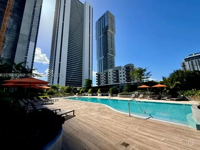 2-bedroom condo for sale in Miami - 700 NE 24TH ST 606 - MondialRealty
