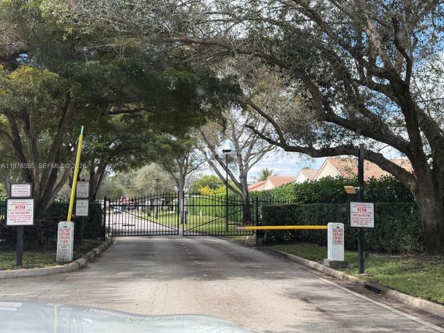 Home for sale at 10285 Allegro Dr - photo 7453418