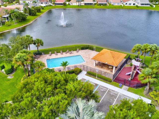 Home for sale at 10285 Allegro Dr - photo 7453419