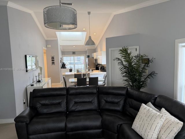 Home for sale at 10285 Allegro Dr - photo 7453426