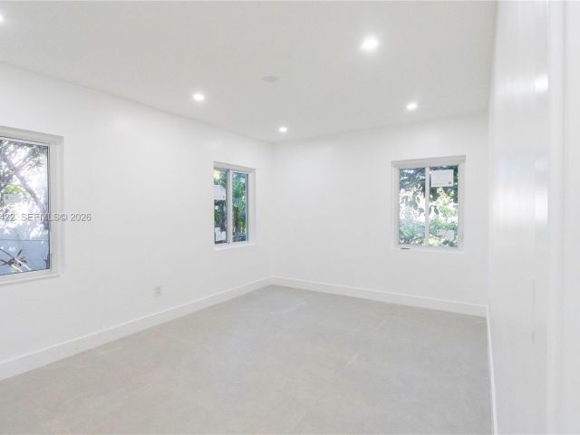 Home for sale at 905 Tangier St - photo 7471156