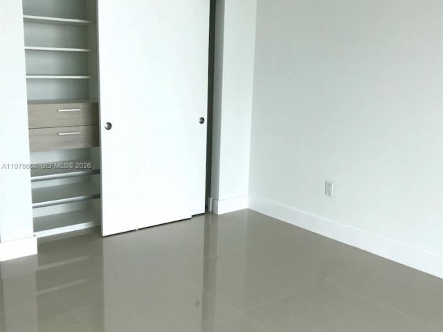 Apartment for rent  Unit #408 - photo 7503613