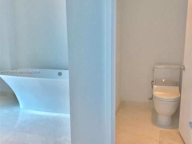 Apartment for rent  Unit #408 - photo 7503620