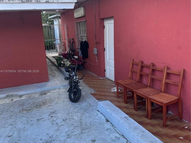 Home for sale at 324 NW 47th St - photo 7519988