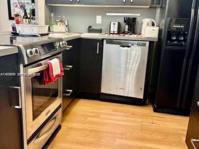 Apartment for sale  Unit #302 - photo 7484054