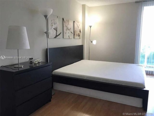 Apartment for sale  Unit #302 - photo 7484056