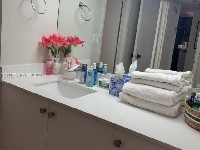 Apartment for sale  Unit #302 - photo 7484060