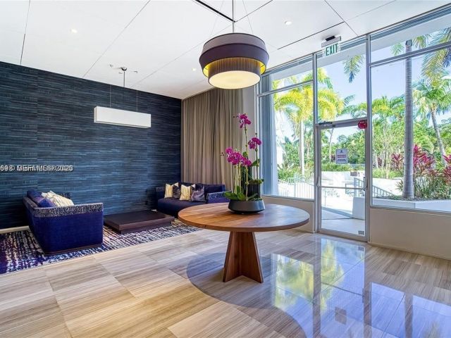 Apartment for sale  Unit #302 - photo 7484068