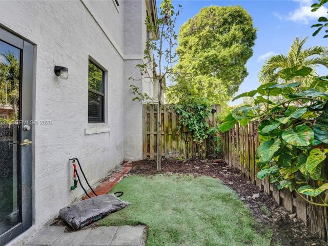 Home for sale at 1609 SW 28th St - photo 7534866