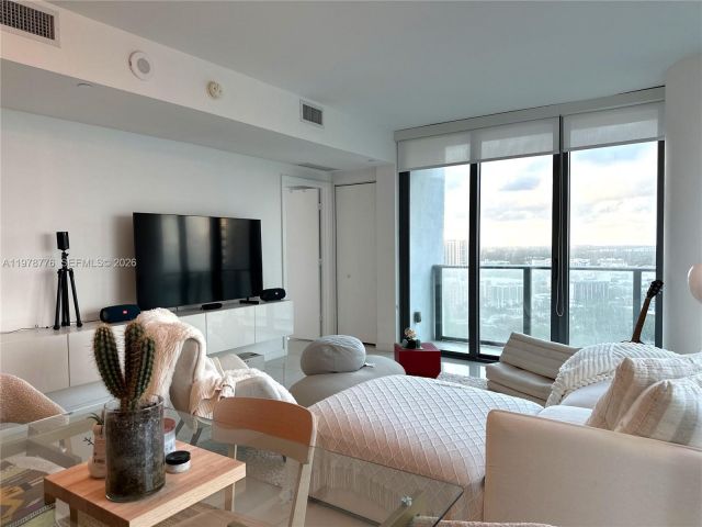 Apartment for sale  Unit #2108 - photo 7494673