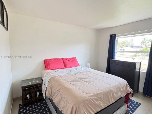 Home for sale at 204 SW 7th Ave - photo 7462039