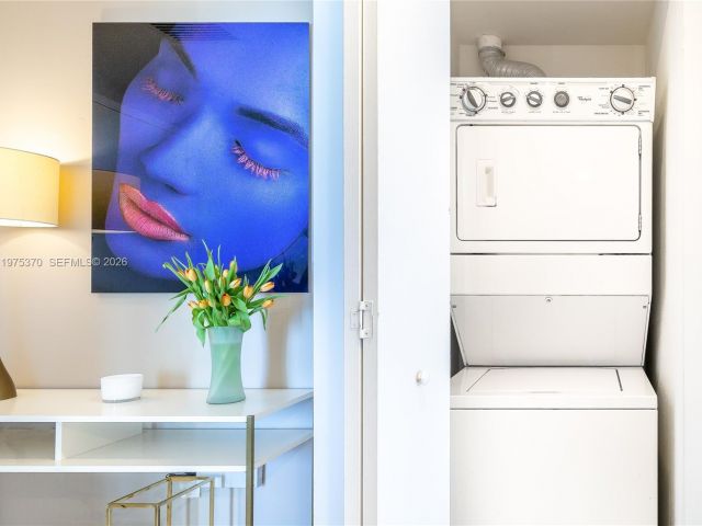 Apartment for sale  Unit #4702 - photo 7514229