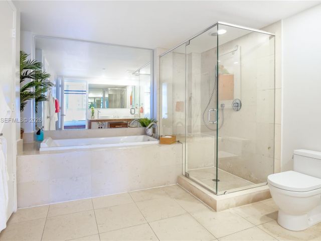 Apartment for sale  Unit #4702 - photo 7514231