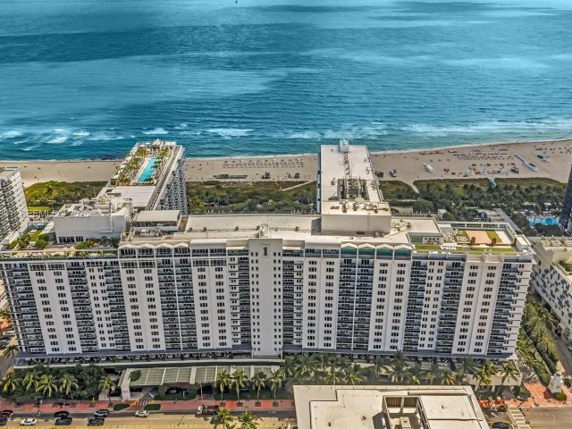 Apartment for sale  Unit #1041/42 - photo 7510148