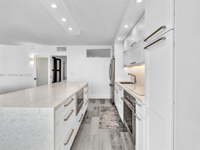 Apartment for sale  Unit #1041/42 - photo 7510165