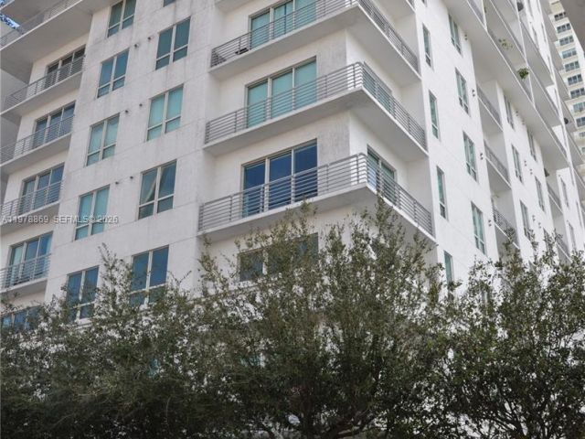 1-bedroom condo for rent in Miami - 234 NE 3rd St 908 - MondialRealty