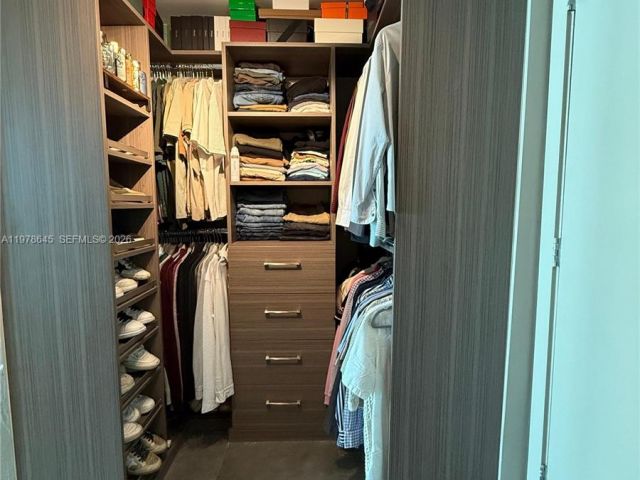 Apartment for rent  Unit #2109 - photo 7453619