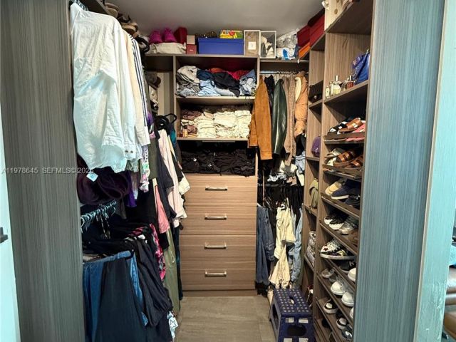 Apartment for rent  Unit #2109 - photo 7453620