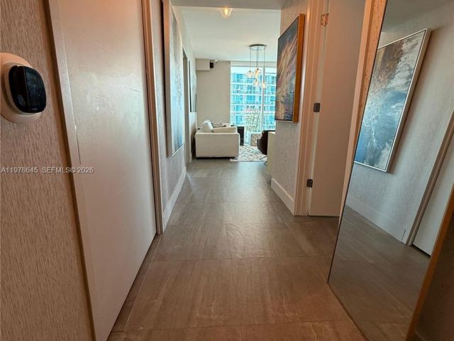 Apartment for rent  Unit #2109 - photo 7453623