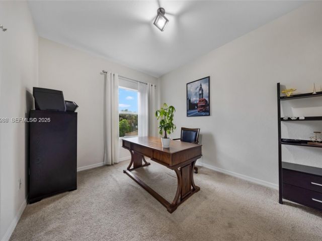 Home for rent at 932 Banyan Dr # - photo 7472852