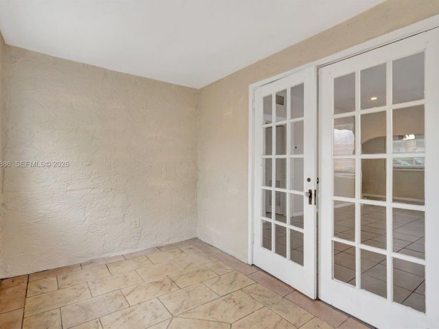 2-bedroom home for rent in West Palm Beach - 630 33rd St 0 - MondialRealty