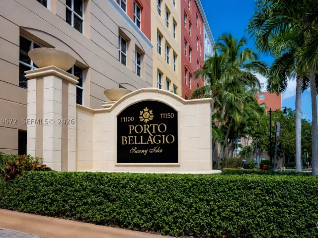 2-bedroom condo for sale in Sunny Isles Beach - 17100 N Bay Rd 1414 - MondialRealty