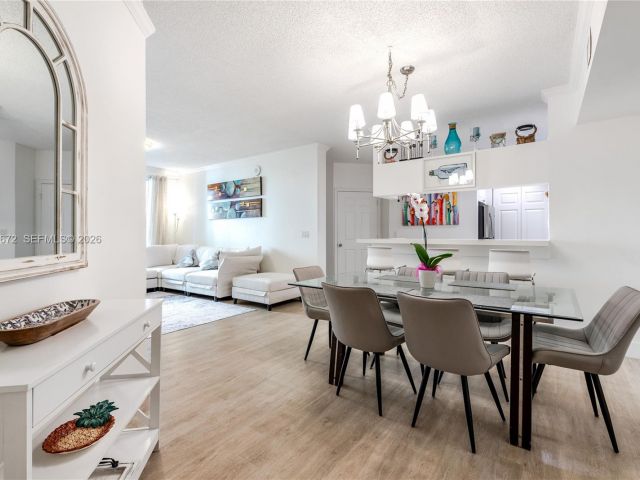 Apartment for sale  Unit #1414 - photo 7512581