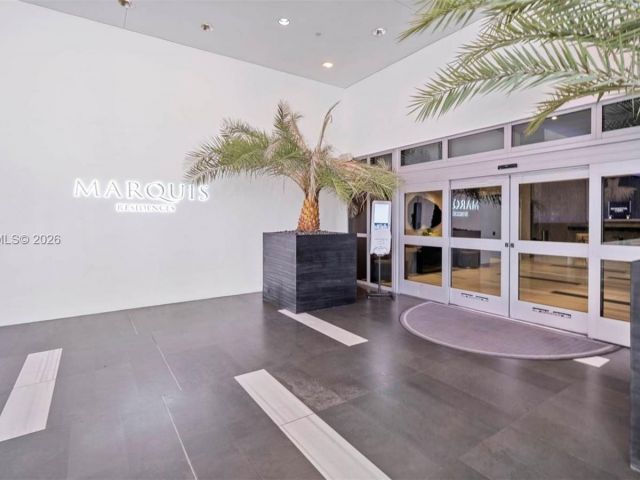 Apartment for rent  Unit #4002 - photo 7483810