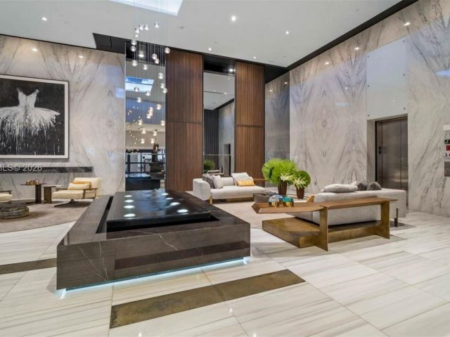 Apartment for rent  Unit #4002 - photo 7483811