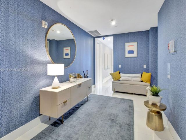 Apartment for rent  Unit #4002 - photo 7483814