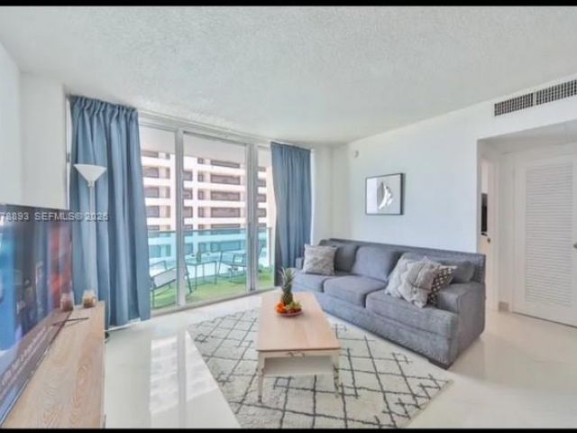 Apartment for rent  Unit #7L - photo 7475919