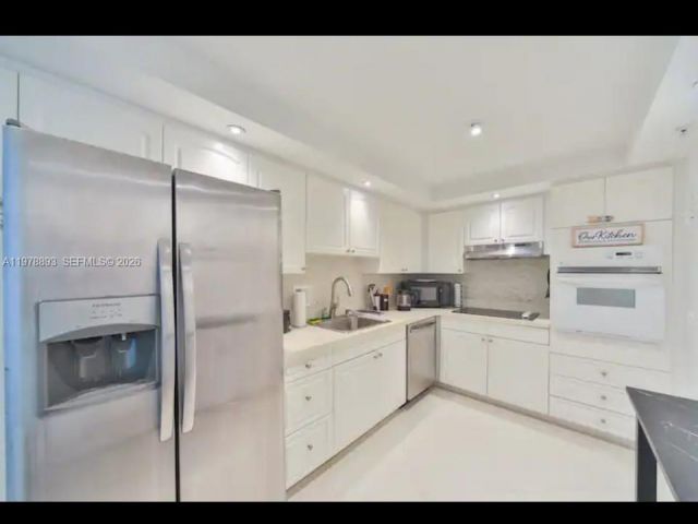 Apartment for rent  Unit #7L - photo 7475922