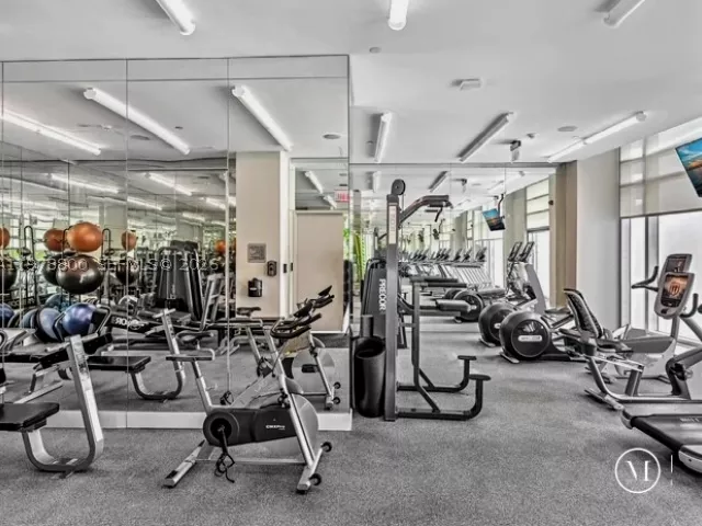 3-bedroom condo for sale in Hollywood - 3535 S Ocean Dr 905 - MondialRealty