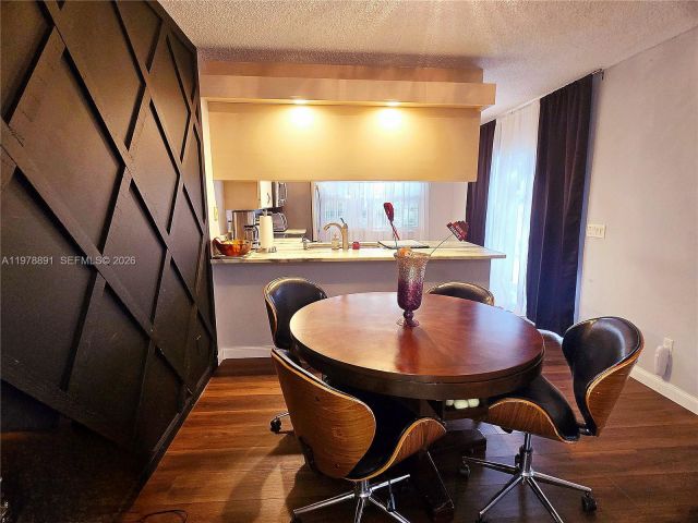 2-bedroom home for rent in West Palm Beach - 1931 Hartford Ct 21C - MondialRealty