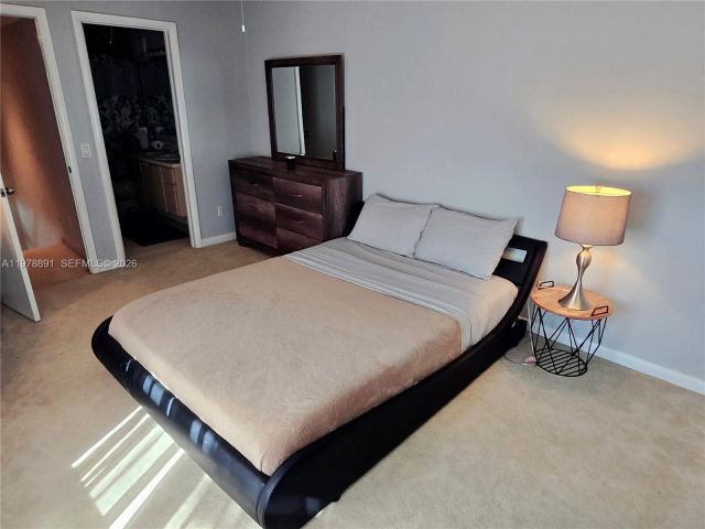 2-bedroom home for rent in West Palm Beach - 1931 Hartford Ct 21C - MondialRealty