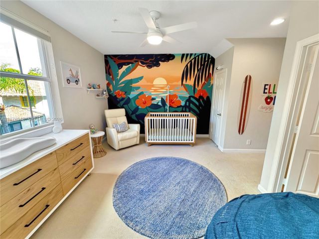 Home for sale at 229 SW 9th Ave - photo 7481598