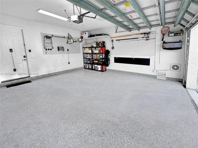 Home for sale at 229 SW 9th Ave - photo 7481606