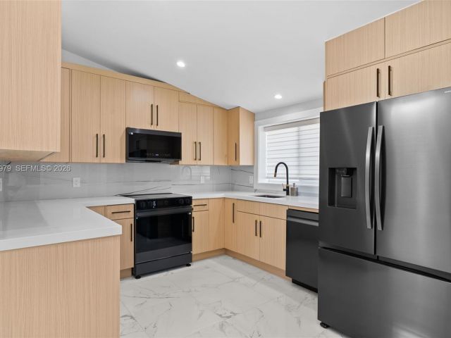 Home for rent at 1519 Biarritz Dr (avail ASAP) - photo 7468734